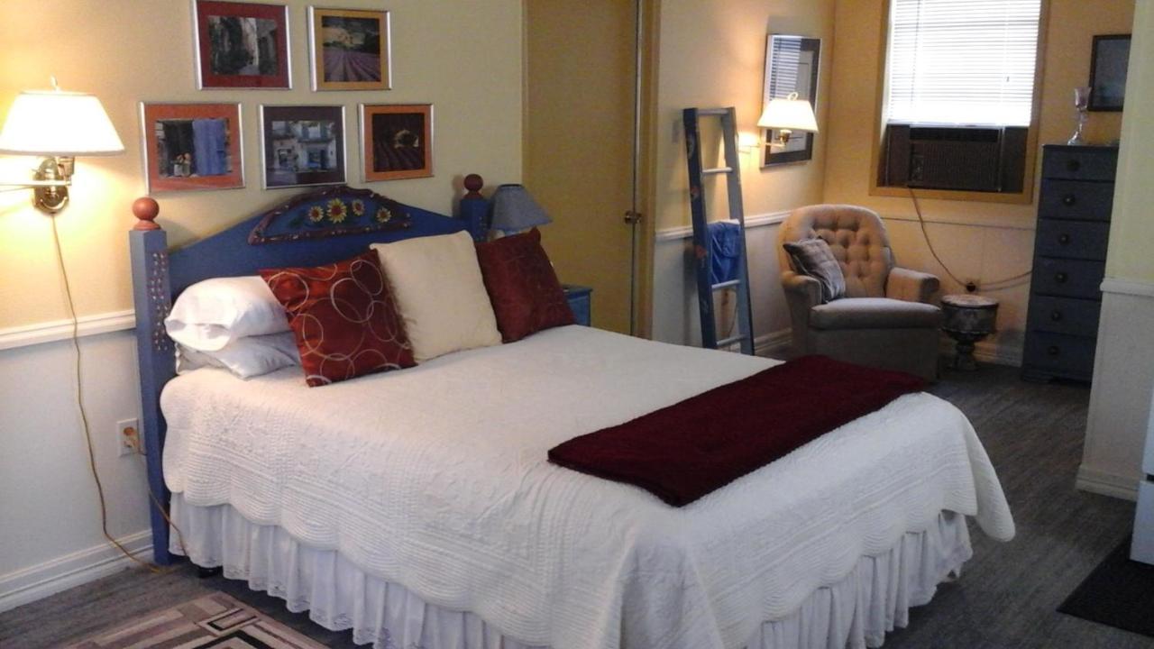 Kelumac Christmas Tree Farm B&B Bryan Luaran gambar